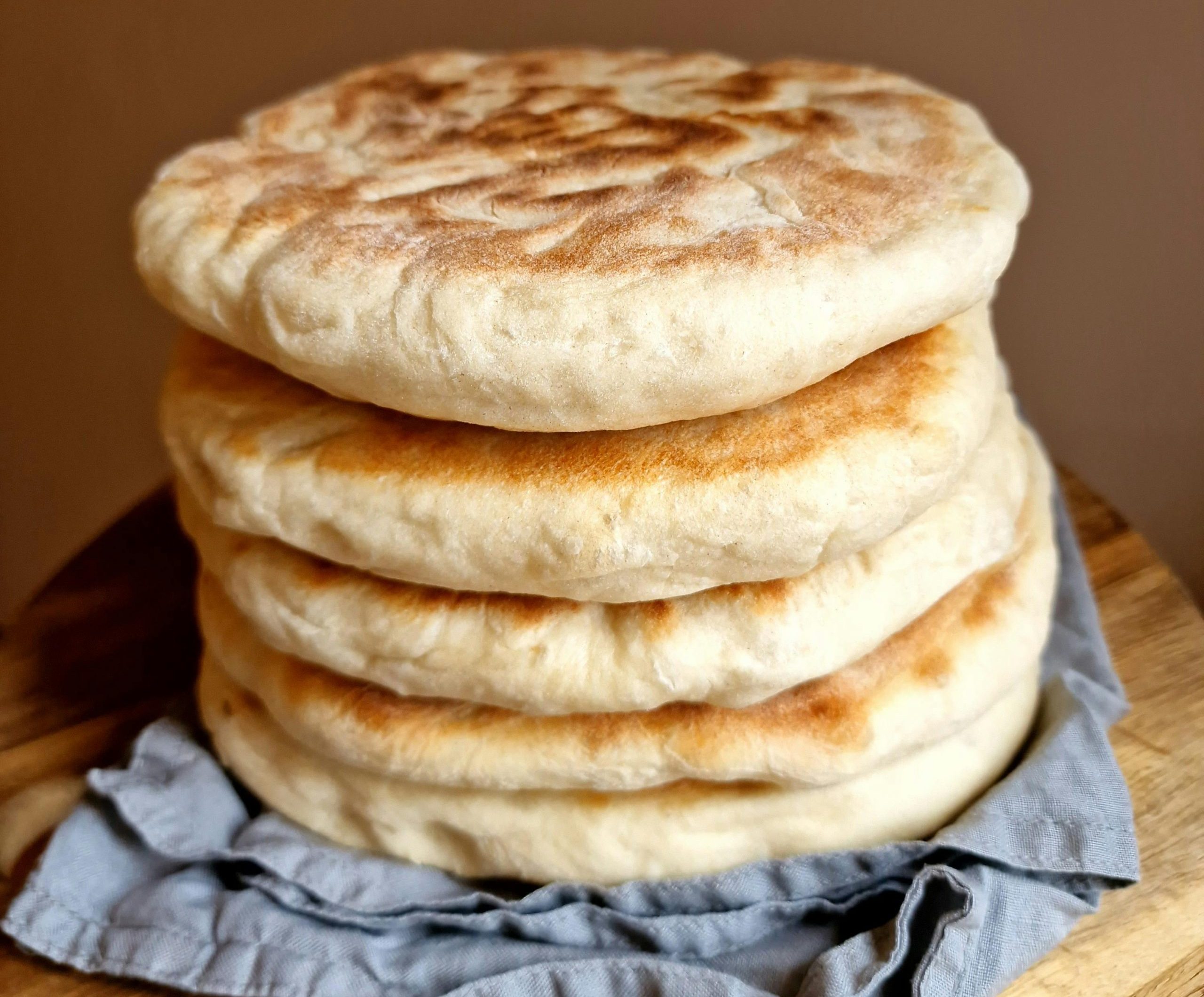 Punya, vakaró, bodag: ezek a lepénykenyerek a cigány konyha remekei