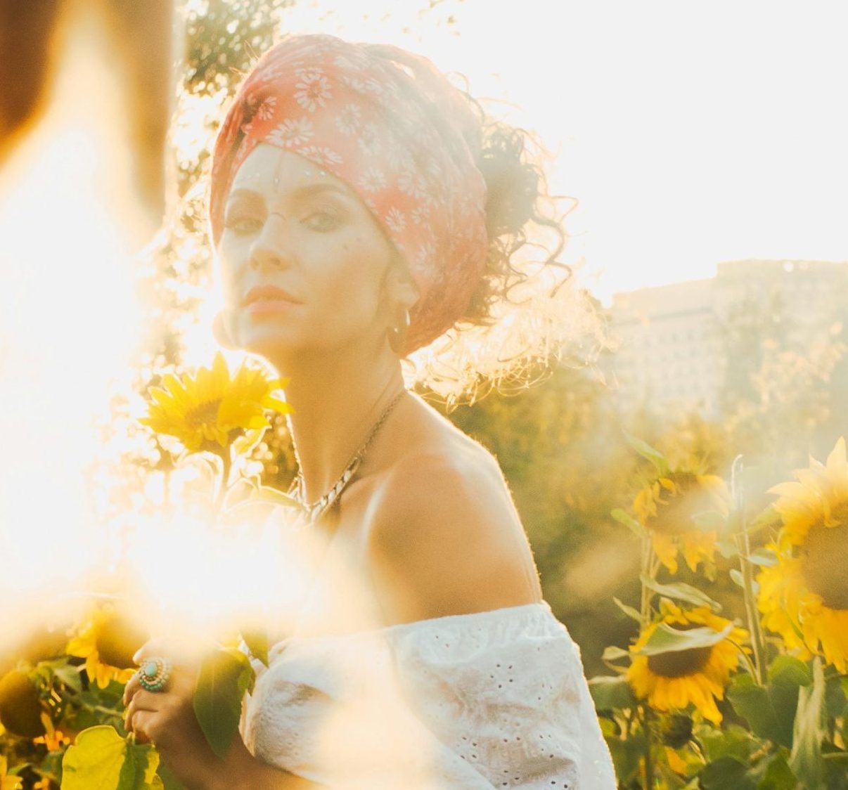 Minden csoport létezésének legfőbb eleme a neve